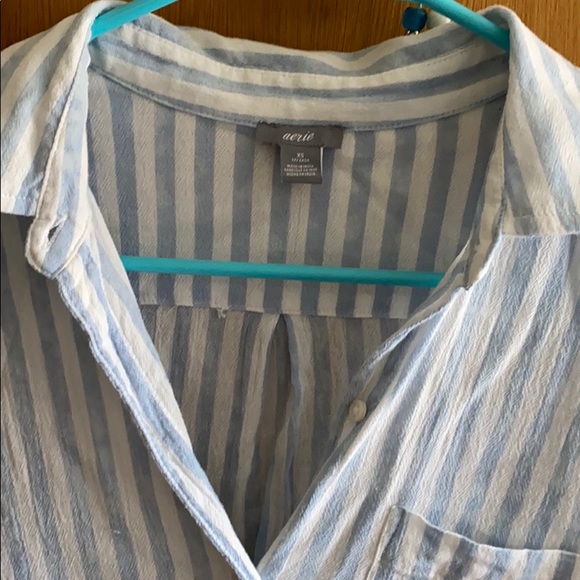 Aerie button up top - Picture 3 of 3